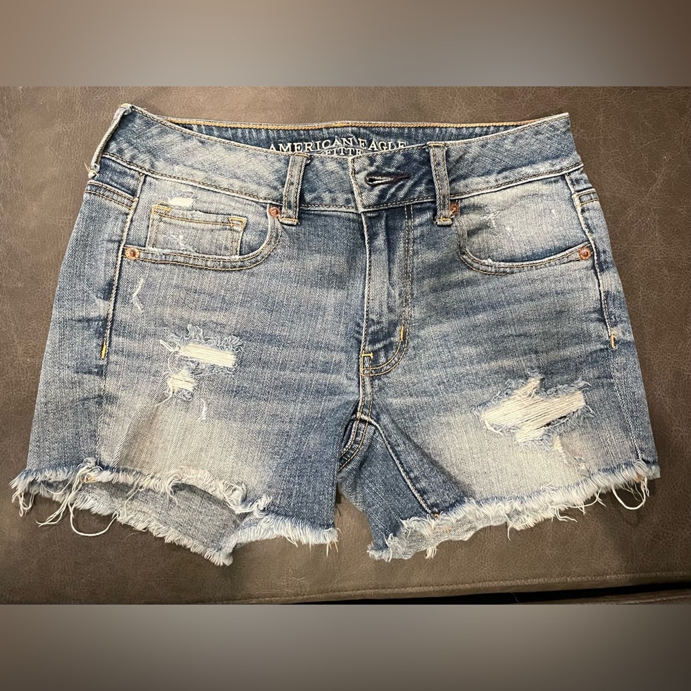 American Eagle size 4 shorts
